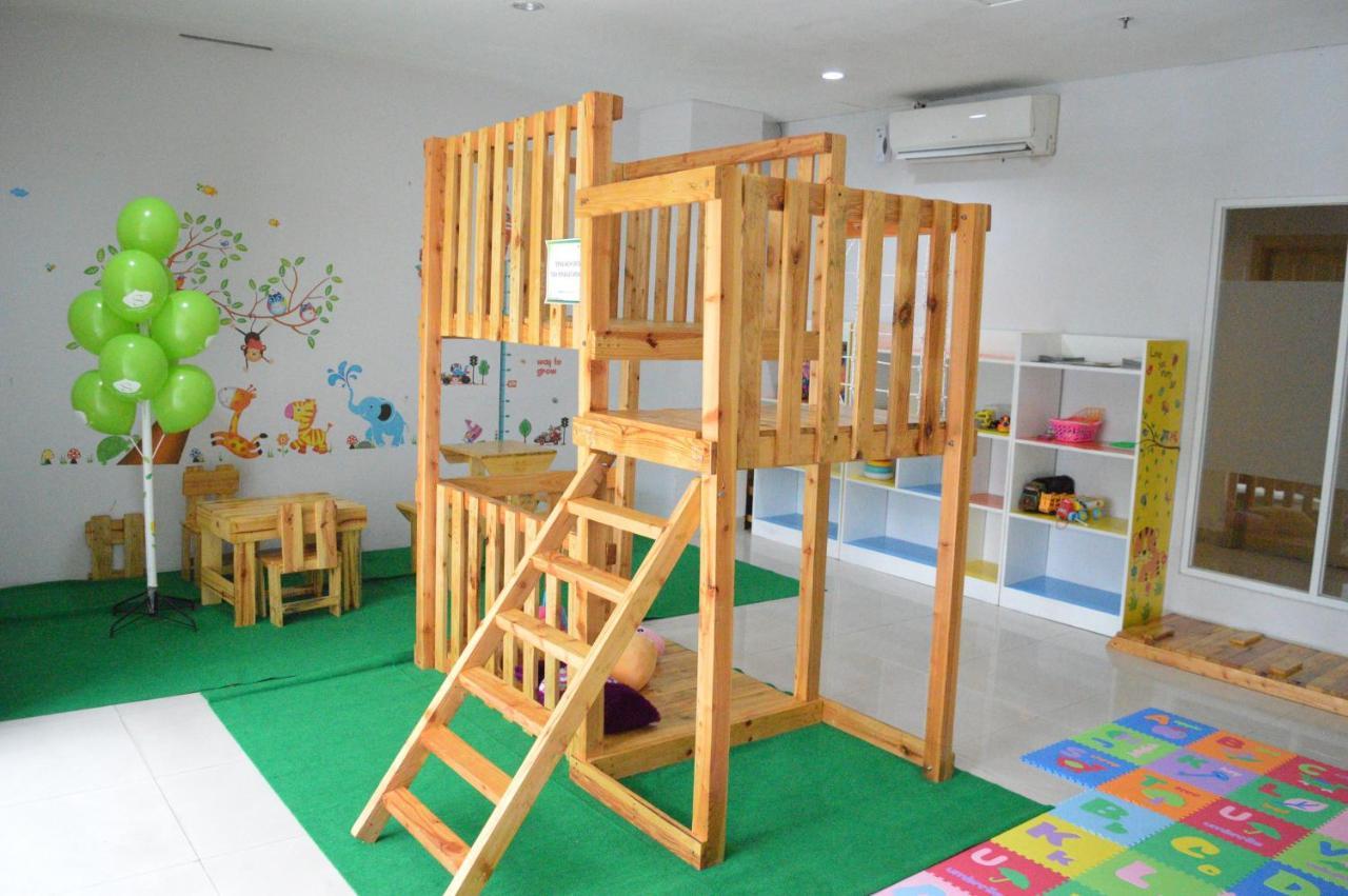 Lorin Syariah Solo Hotel Exterior photo
