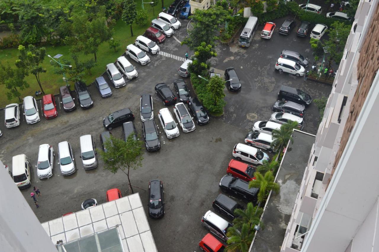 Lorin Syariah Solo Hotel Exterior photo